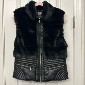 GUESS faux fur + leather women’s vest - Great Condition size Large